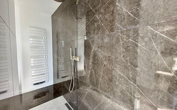 Maison à vendre    5 pièces • 170 m2 Le Bouscat