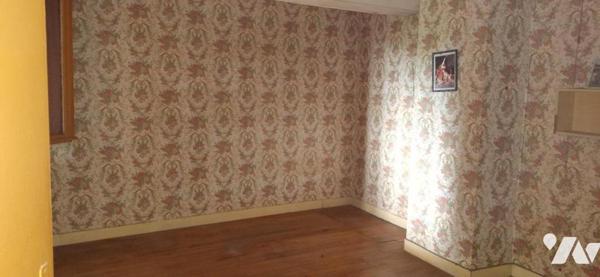 BASSOUES, ancienne ferme et dépendance 44 hectares avec 2 étangs.