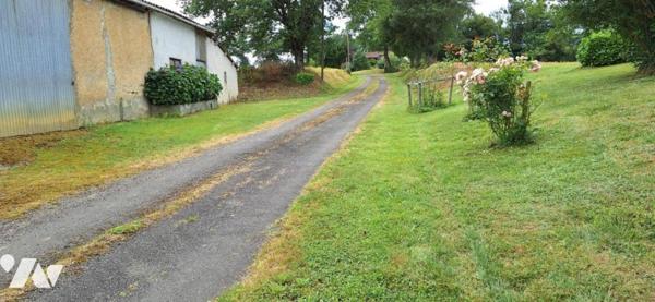 BASSOUES, ancienne ferme et dépendance 44 hectares avec 2 étangs.