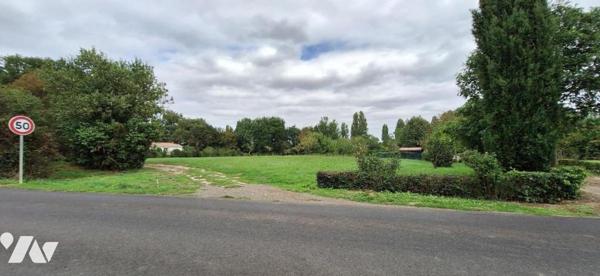 Saint-Jean Poutge, terrain à bâtir de 3981 m²