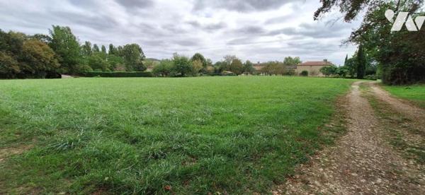 Saint-Jean Poutge, terrain à bâtir de 3981 m²