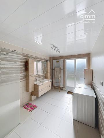 Maison familiale 5 chambres – Amilly Les Goths