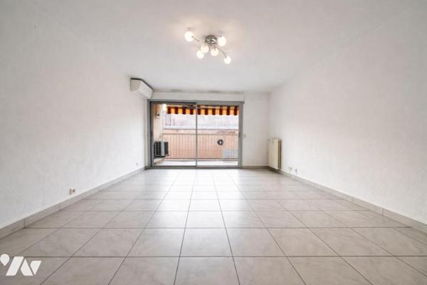 NICE - VAUBAN/ST ROCH APPARTEMENT T3/77M² AVEC PARKING