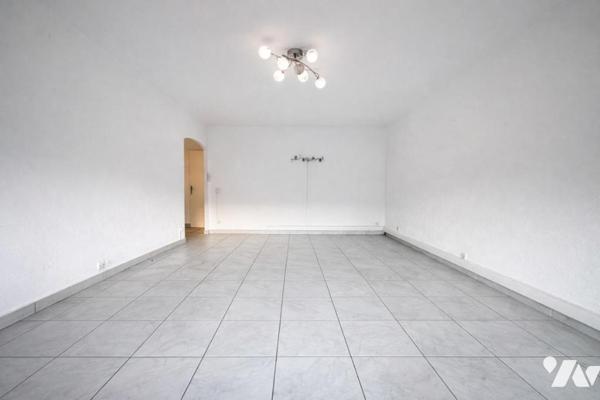 NICE - VAUBAN/ST ROCH APPARTEMENT T3/77M² AVEC PARKING