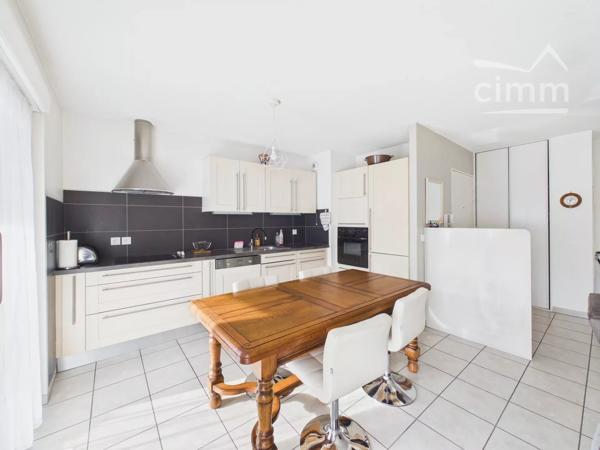 En exclusivité – Sous Compromis - Appartement T3 de 68m2 idéal jeune couple ou retraités, centre-ville Pontcharra.