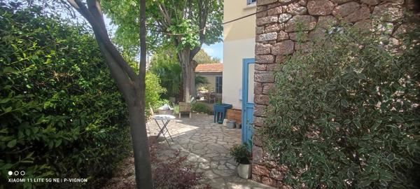 Béziers, charme et caractère 130m2, garage, terrain...