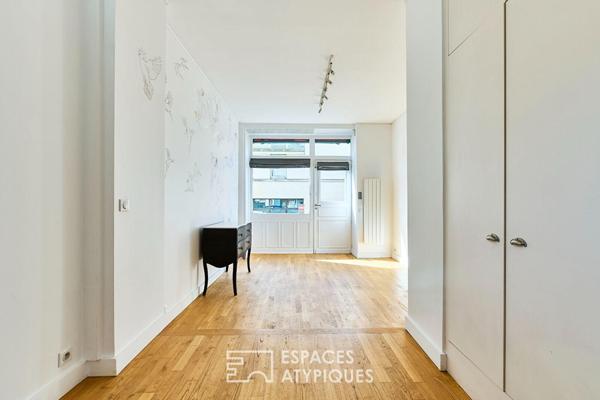 Ancienne boutique réhabilitée en appartement au coeur de Montmartre