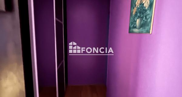 Location Local commercial 3 pièces 55.44 m² - Paris 75010