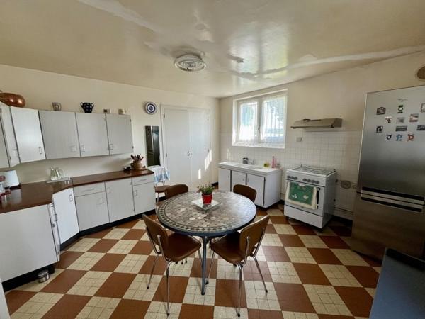 Maison à vendre |  Chassenon |  4 pièces | 138 m²