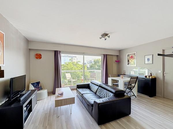 Appartement Coeur de Ville de Meaux - 1 chambre - balcon - 1 cave - 1 place de stationnement