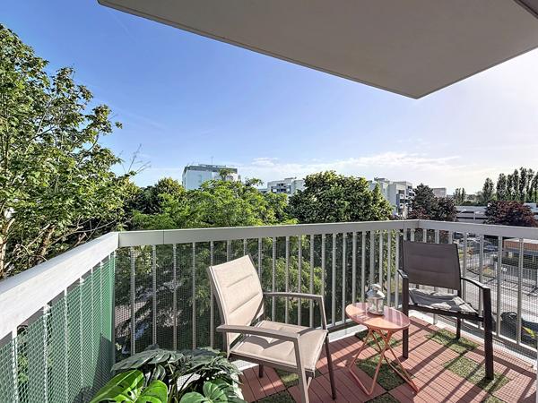 Appartement Coeur de Ville de Meaux - 1 chambre - balcon - 1 cave - 1 place de stationnement