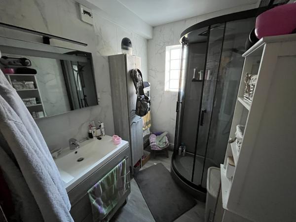 BEL APPARTEMENT CENTRE-VILLE Mauriac (15200)