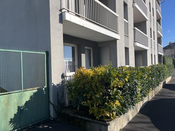 BEL APPARTEMENT CENTRE-VILLE Mauriac (15200)