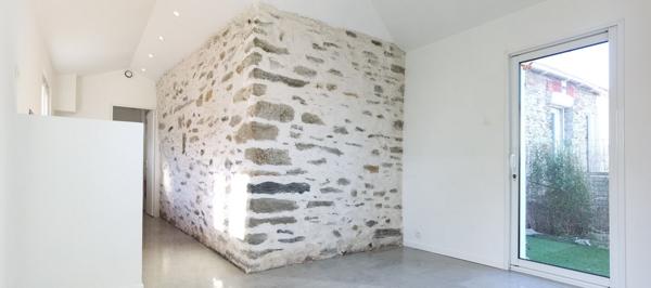 Maison de plain-pied 1 chambre, idéalement située, proche mer, sur un terrain d'environ 100 m²