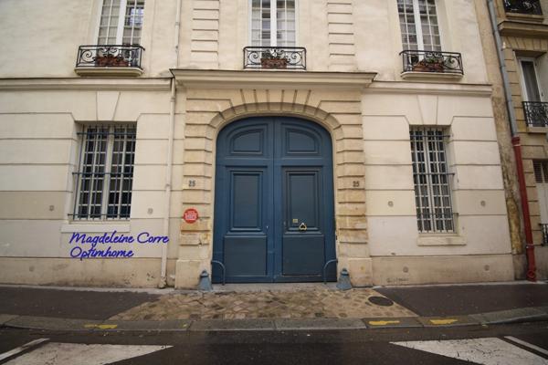 Proximité Place des Vosges - Studio lumineux au calme – Cour pavée