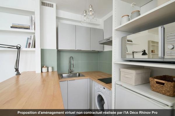 Proximité Place des Vosges - Studio lumineux au calme – Cour pavée
