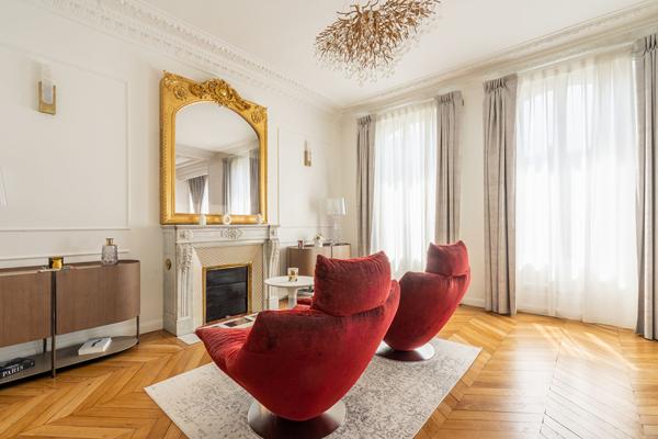 Appartement d'exception 196m² aux prestations de haut standing, Vue Tour Eiffel