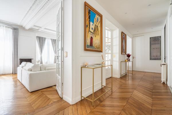 Appartement d'exception 196m² aux prestations de haut standing, Vue Tour Eiffel