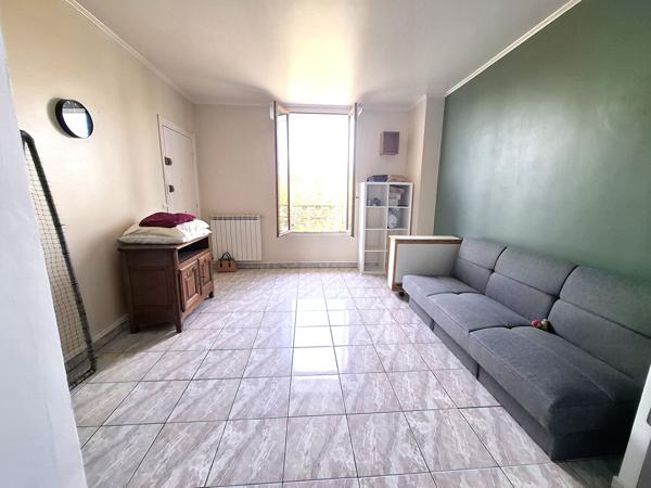 T2 MEUBLE PLEIN DE CHARME !!!