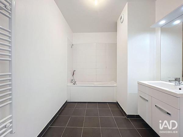 Location appartement 3 pièces 62 m² Noisy-le-Grand