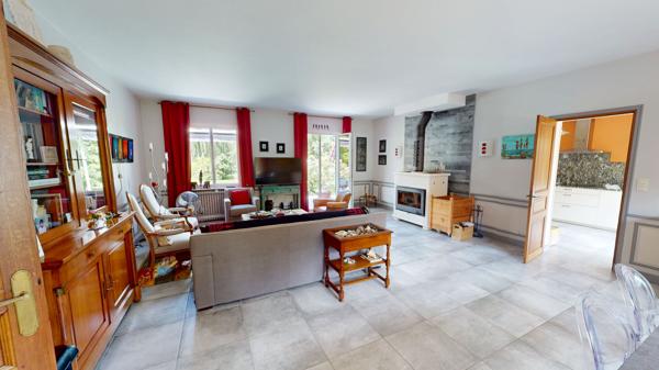 Maison 7 pièce(s) dans un cadre idyllique