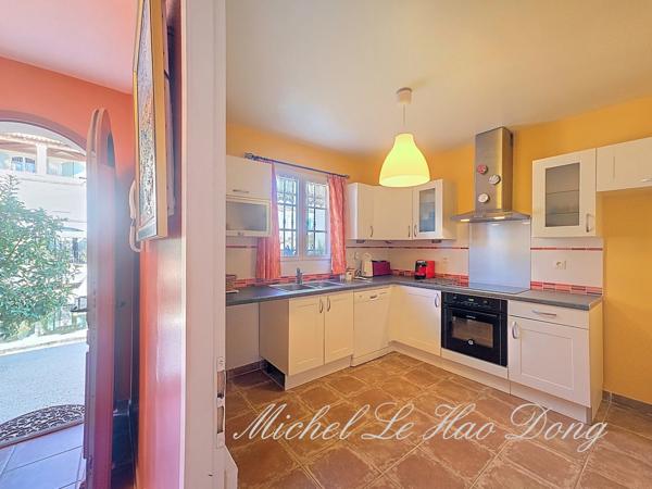 Charmante marina avec 03 chambres en duplex à vendre à Aigues-Mortes (30220)
