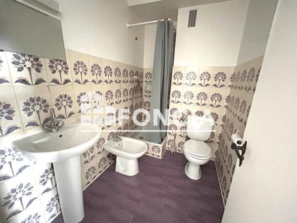 Location Studio 31.7 m² - 21 AVENUE DE TOURNAMY Mougins 06250