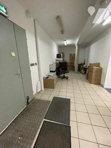 A VENDRE LOCAL COMMERCIAL - 22500 PAIMPOL