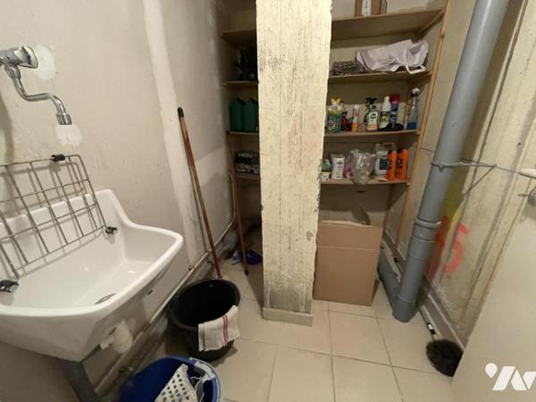 A VENDRE LOCAL COMMERCIAL - 22500 PAIMPOL