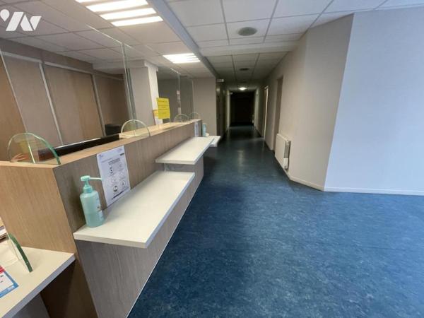 A VENDRE LOCAL COMMERCIAL - 22500 PAIMPOL