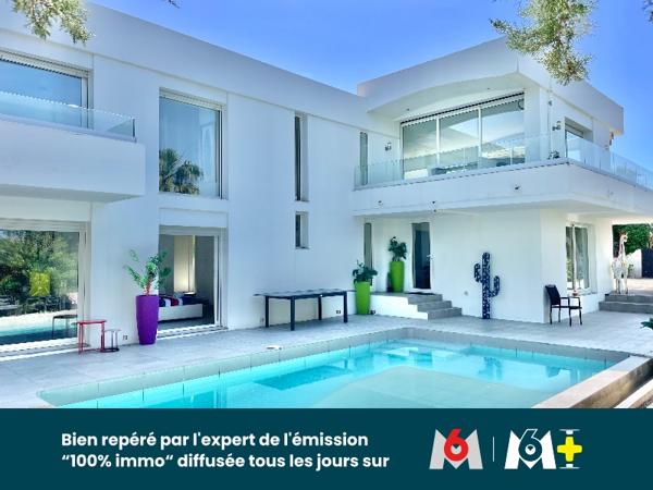 Maison 257.8 m² à Le Cannet
