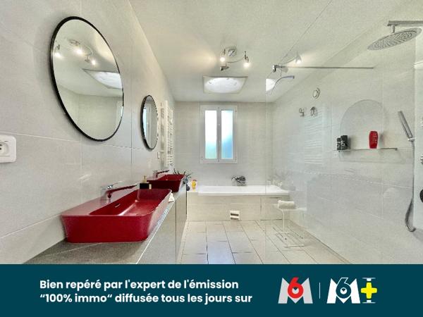 Maison 257.8 m² à Le Cannet