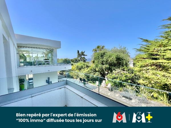 Maison 257.8 m² à Le Cannet