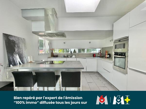 Maison 257.8 m² à Le Cannet