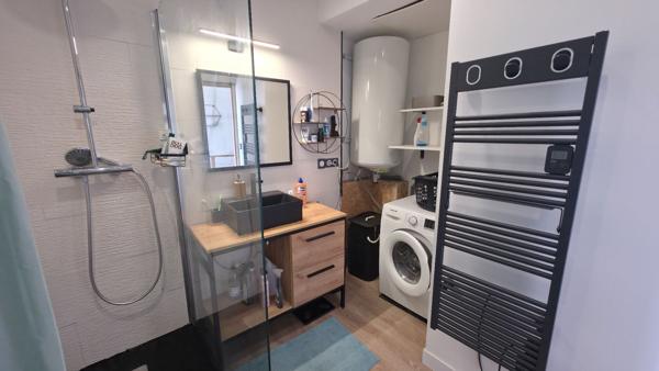 Charmante petite maison rénovée d'environ 50m² avec jardin et stationnement secteur Pont de Paille à Trignac