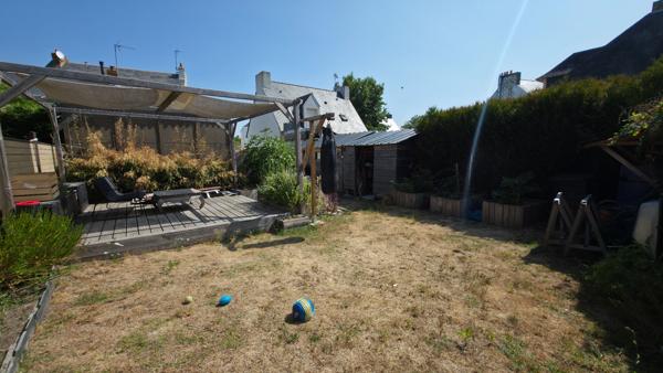 Charmante petite maison rénovée d'environ 50m² avec jardin et stationnement secteur Pont de Paille à Trignac