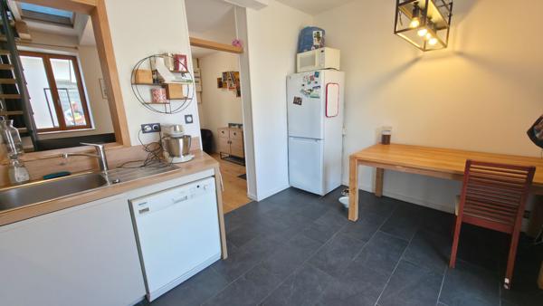 Charmante petite maison rénovée d'environ 50m² avec jardin et stationnement secteur Pont de Paille à Trignac