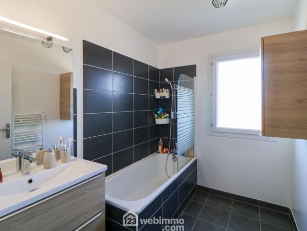 Appartement 70.5 m² à Marseille 13009