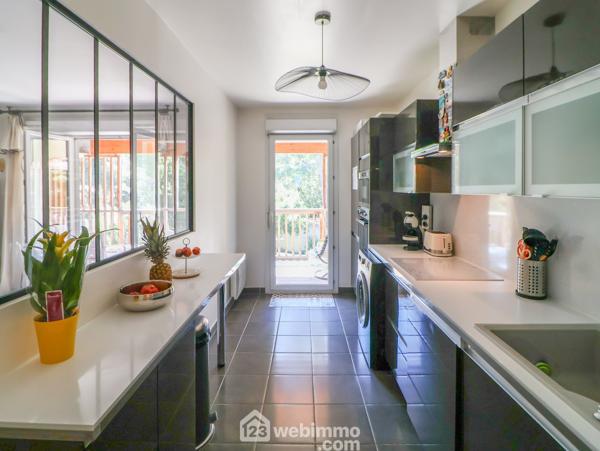 Appartement 70.5 m² à Marseille 13009