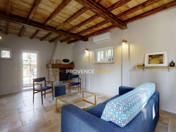 Salon-de-Provence (13300) Villa de charme - 3 logements indépendants - Vue Nature - Vernègues