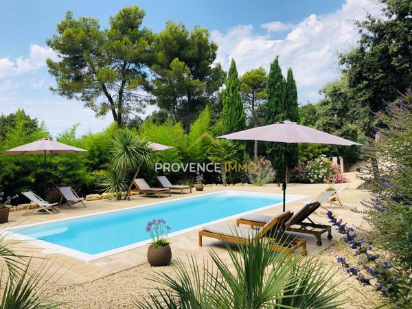 Salon-de-Provence (13300) Villa de charme - 3 logements indépendants - Vue Nature - Vernègues