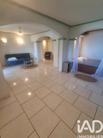 Maison à vendre 9 pièces 246 m² Saint-Leu