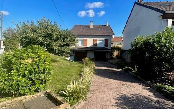 Maison à vendre    4 pièces •  Savigny-sur-Orge