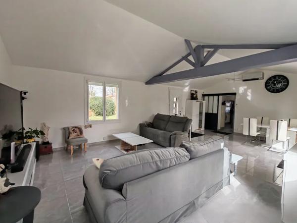 MAISON PLAIN PIED 5 CHAMBRES AVEC PISCINE COUVERTE