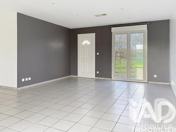 Maison à vendre 4 pièces 70 m² Saint-Seurin-sur-l'Isle