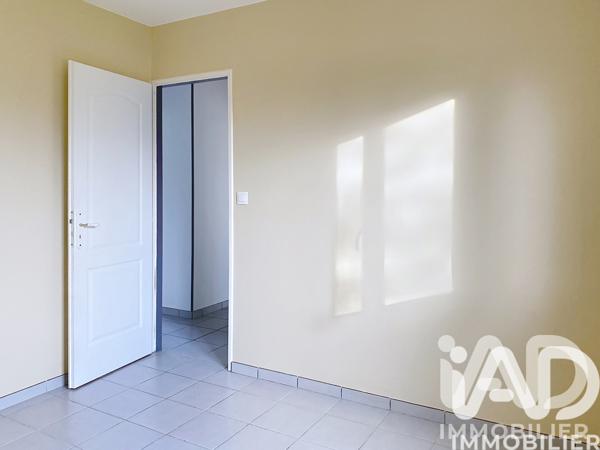 Maison à vendre 4 pièces 70 m² Saint-Seurin-sur-l'Isle