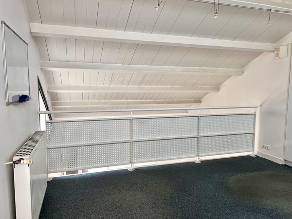 La Rochelle (17000) Immeuble de bureaux avec parking