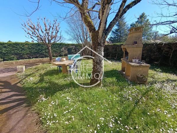 PRIGONRIEUX : Maison 6 pièces 139m² avec jardin et garages