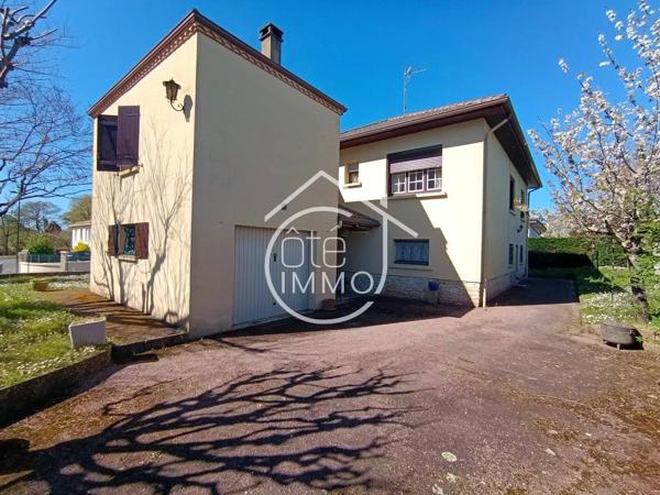 PRIGONRIEUX : Maison 6 pièces 139m² avec jardin et garages