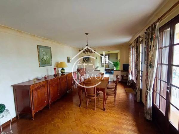 PRIGONRIEUX : Maison 6 pièces 139m² avec jardin et garages